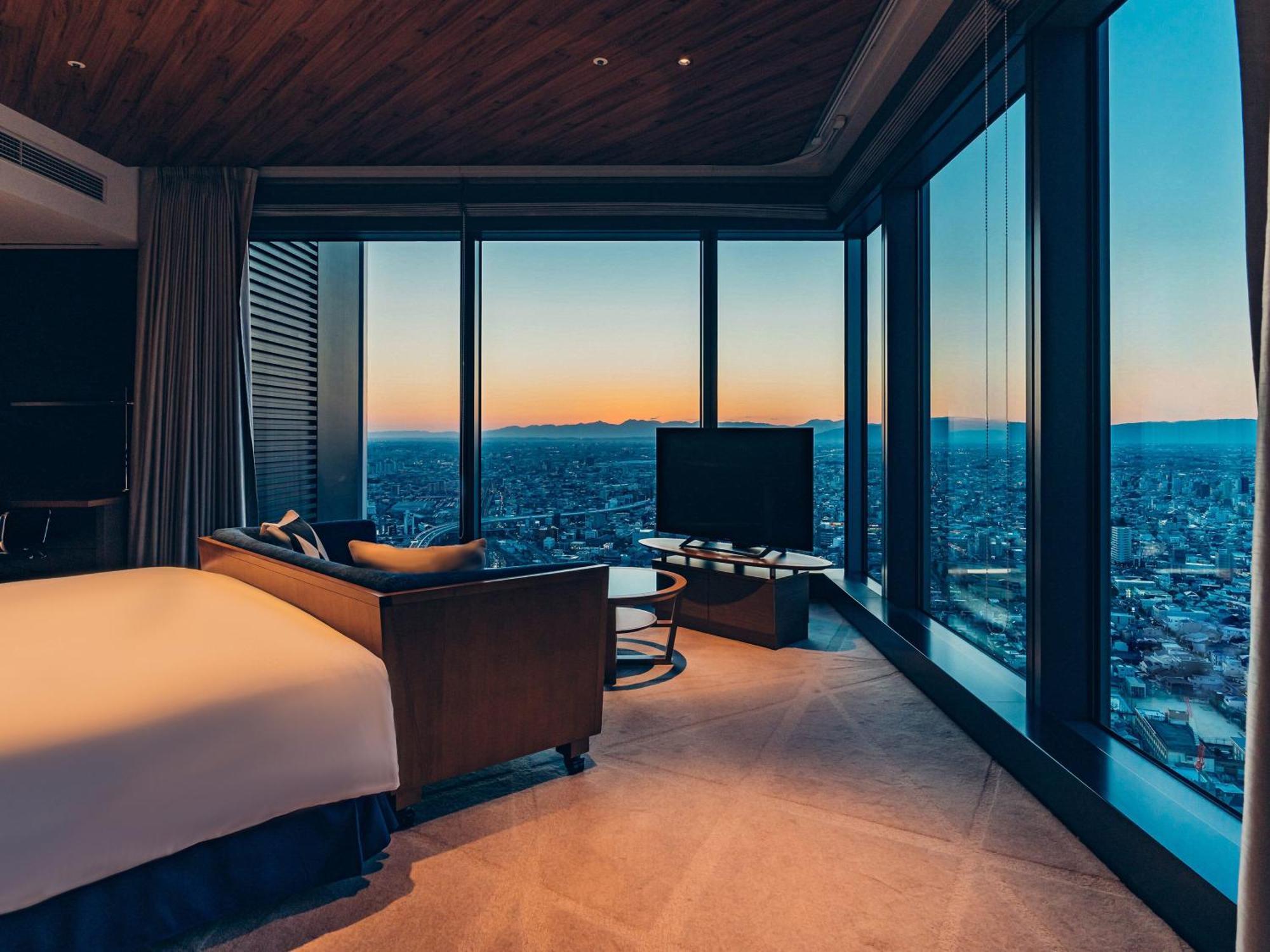 Nagoya Prince Hotel Sky Tower Luaran gambar A suite at the hotel